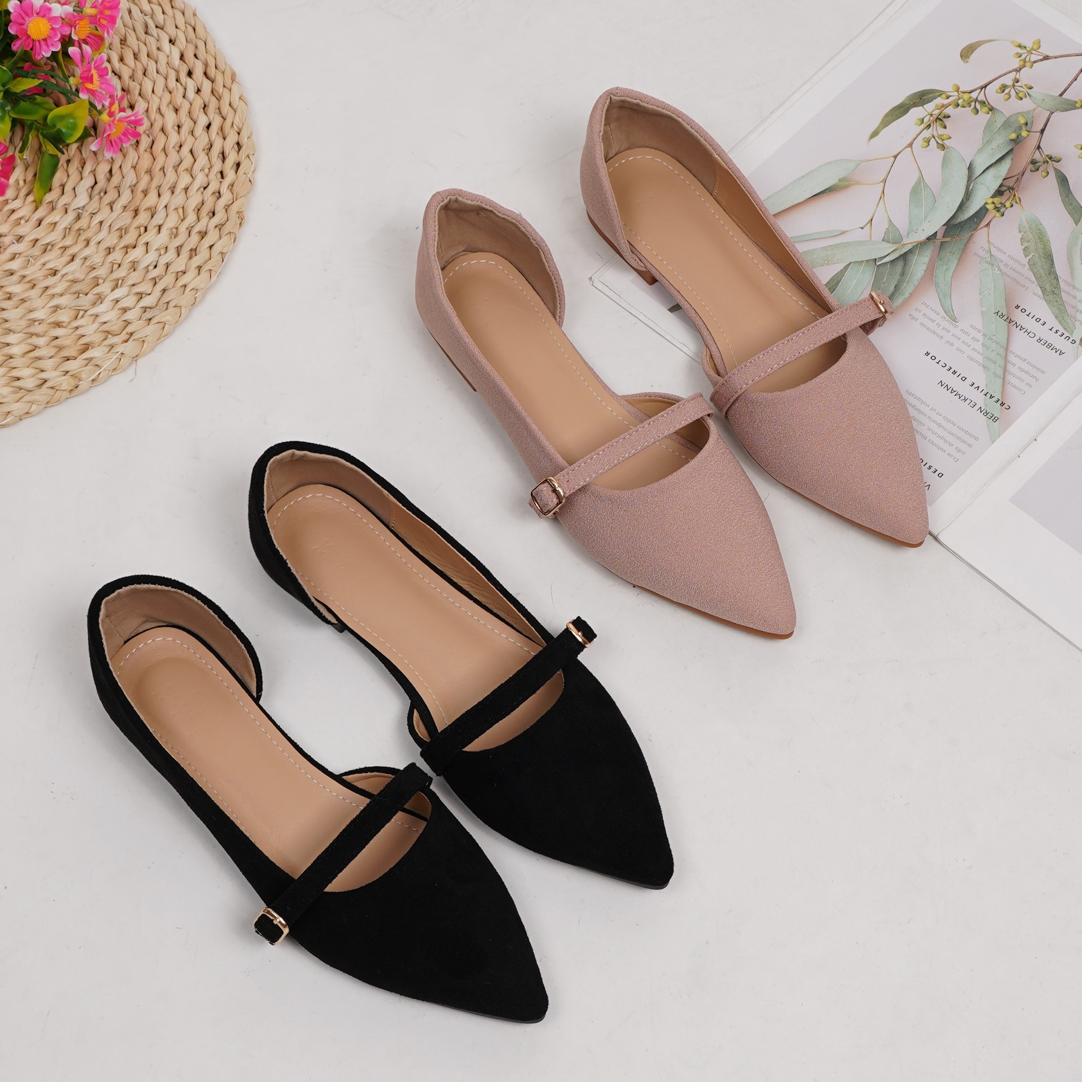 Side sale cutout flats