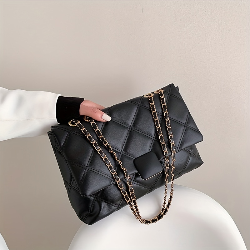 Minimalist Quilted Flap Bag