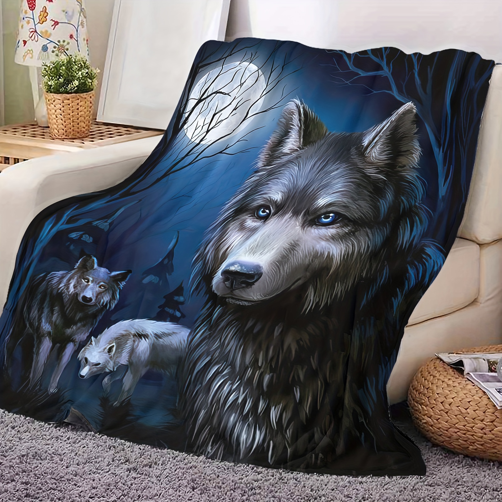 Wolf blanket full size hot sale