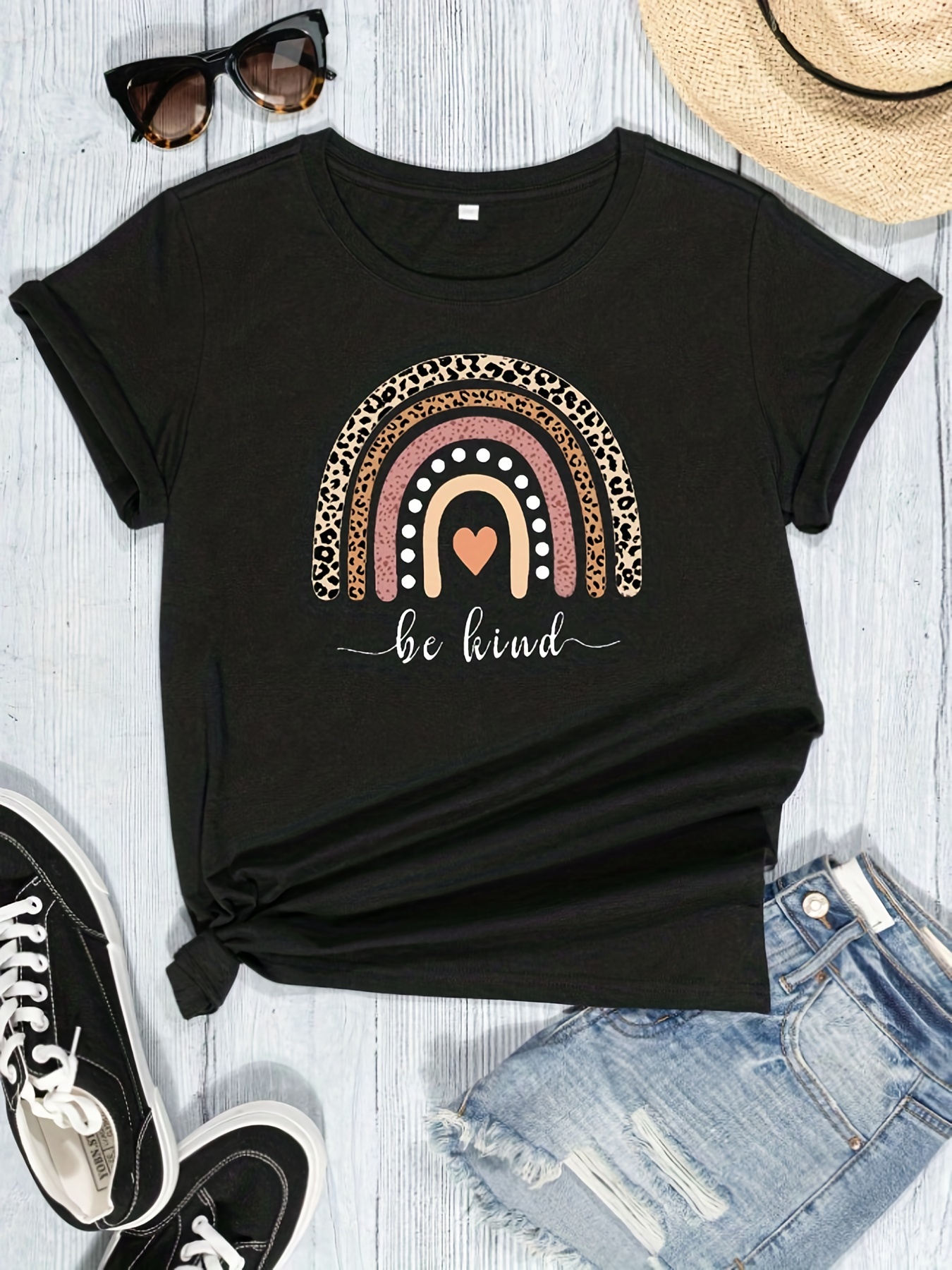 T-shirt Imprimé Léopard Arc-en-ciel Et Slogan, Haut D'été Décontracté À Manches Courtes Et Col Rond, Vêtements Pour Femmes