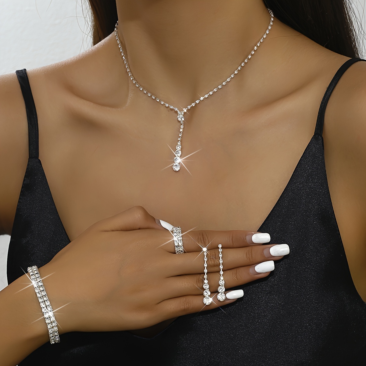 

1 Pair Of Earrings + 1 Necklace + 1 Ring + 1 Bracelet Elegant Jewelry Set Silver Plated Inlaid Shining Rhinestone Engagement/ Wedding Jewelry