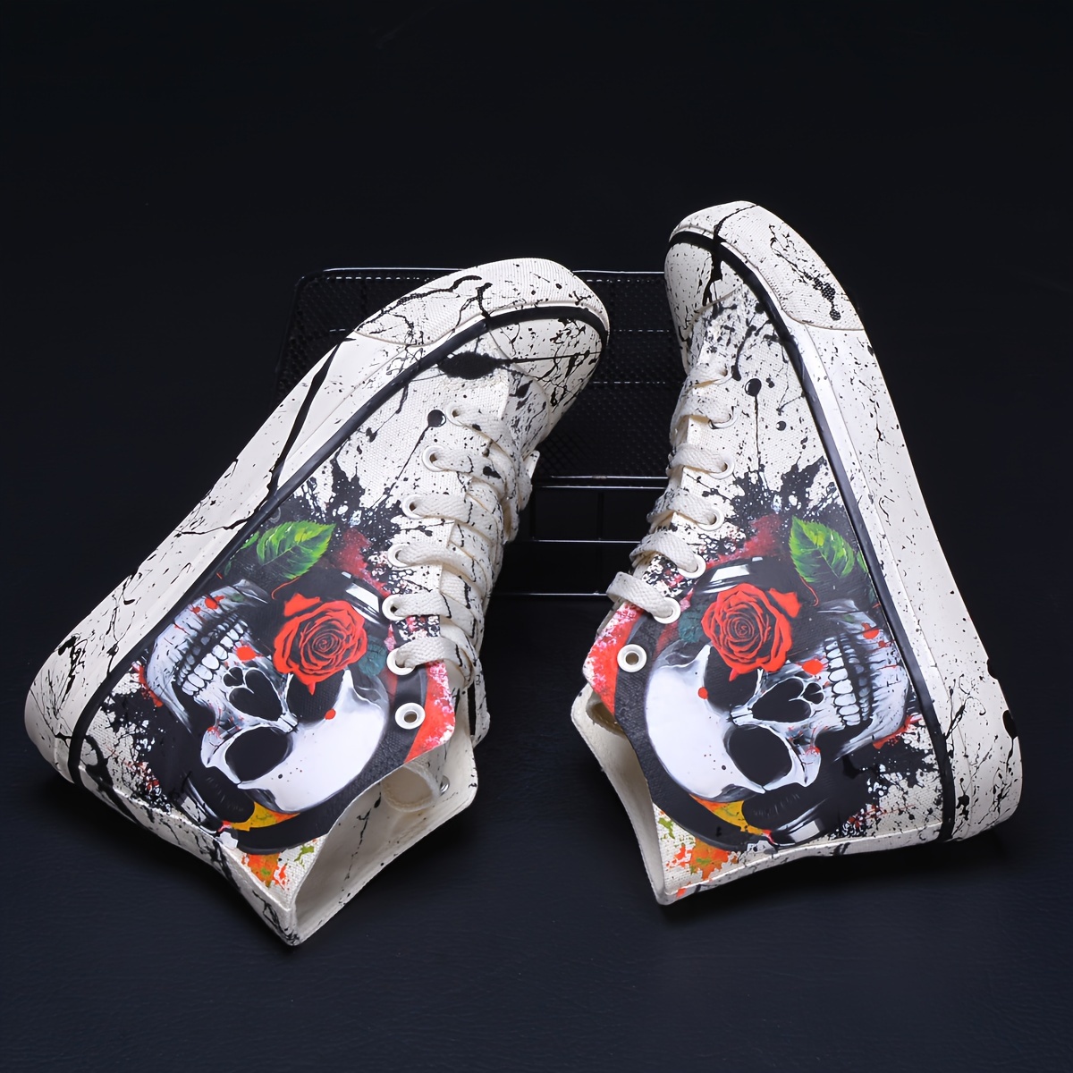 Skull deals converse shoes