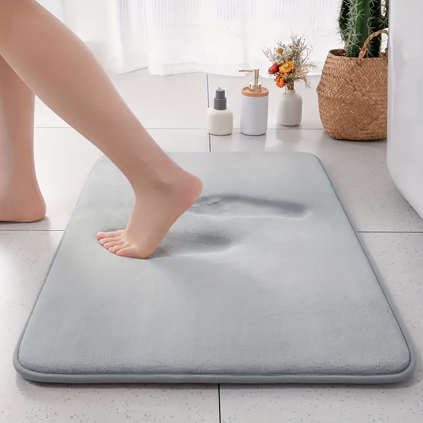 Soft Memory Foam Bath Mat for Relaxing Shower Experience