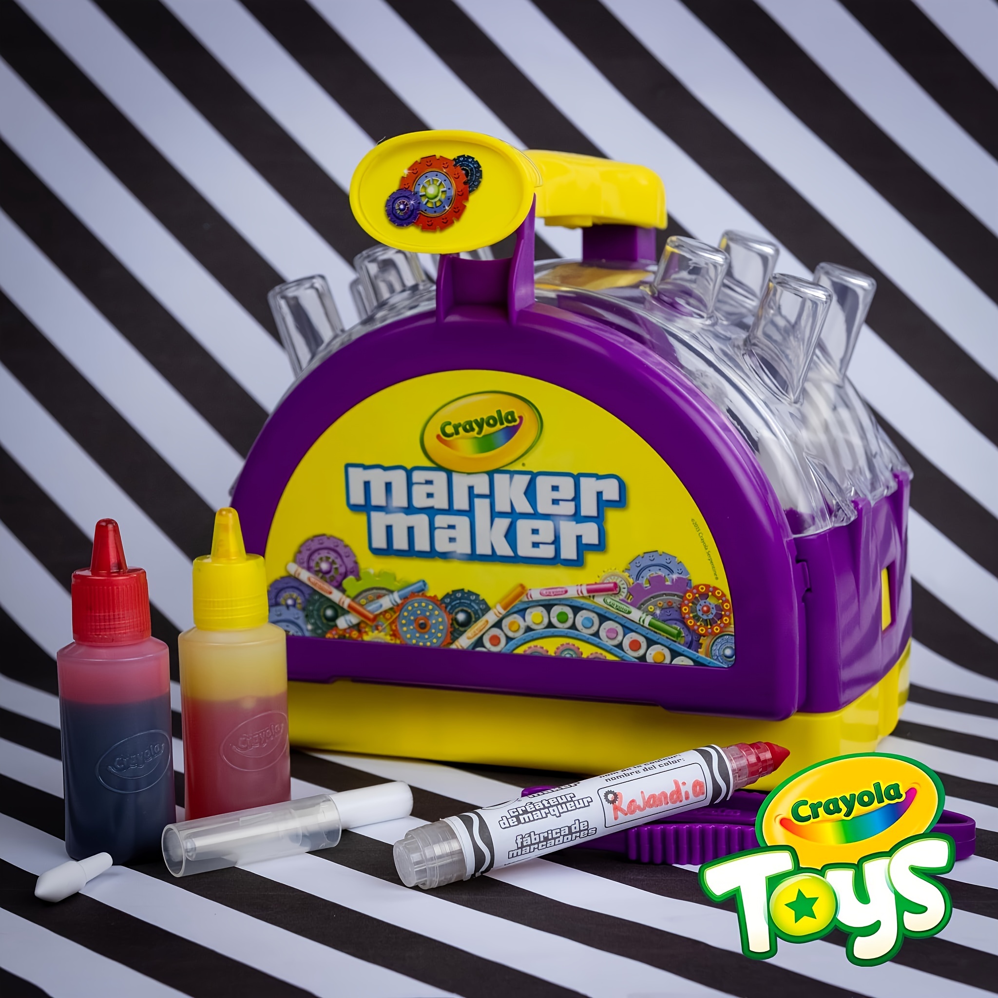 Ogalala World - CRAYOLA - MARKER MAKER STARTER KIT - PHP 999.75-   +maker+starter&results=1 Teacher Raissa says: Experimenting with colors  have never been so much fun. Kids (and