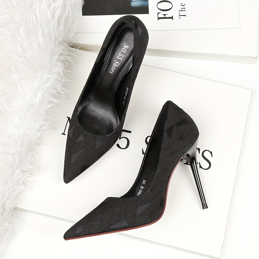Women's LOUIS VUITTON Black Suede Silver Logo Kitten Heels Shoes sz 35  , US 5