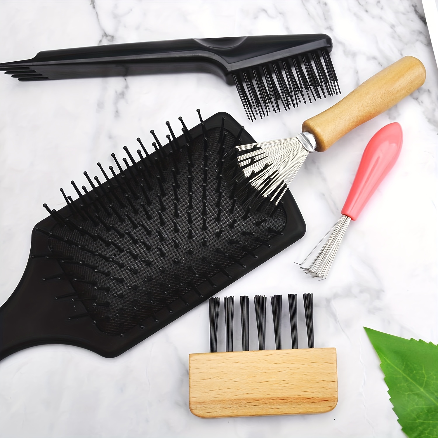 Plastic Comb Cleaning Brush Comb Cleaner Brush
