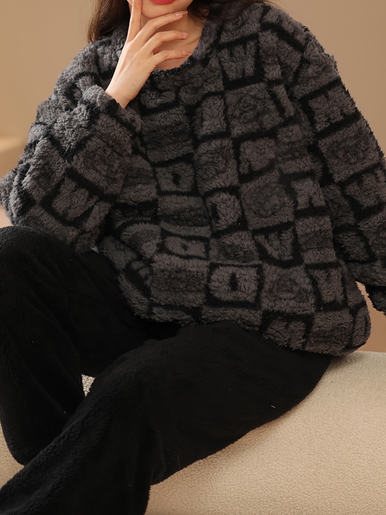 Letter Pattern Fuzzy Pajama Set Long Sleeve Crew Neck Top - Temu