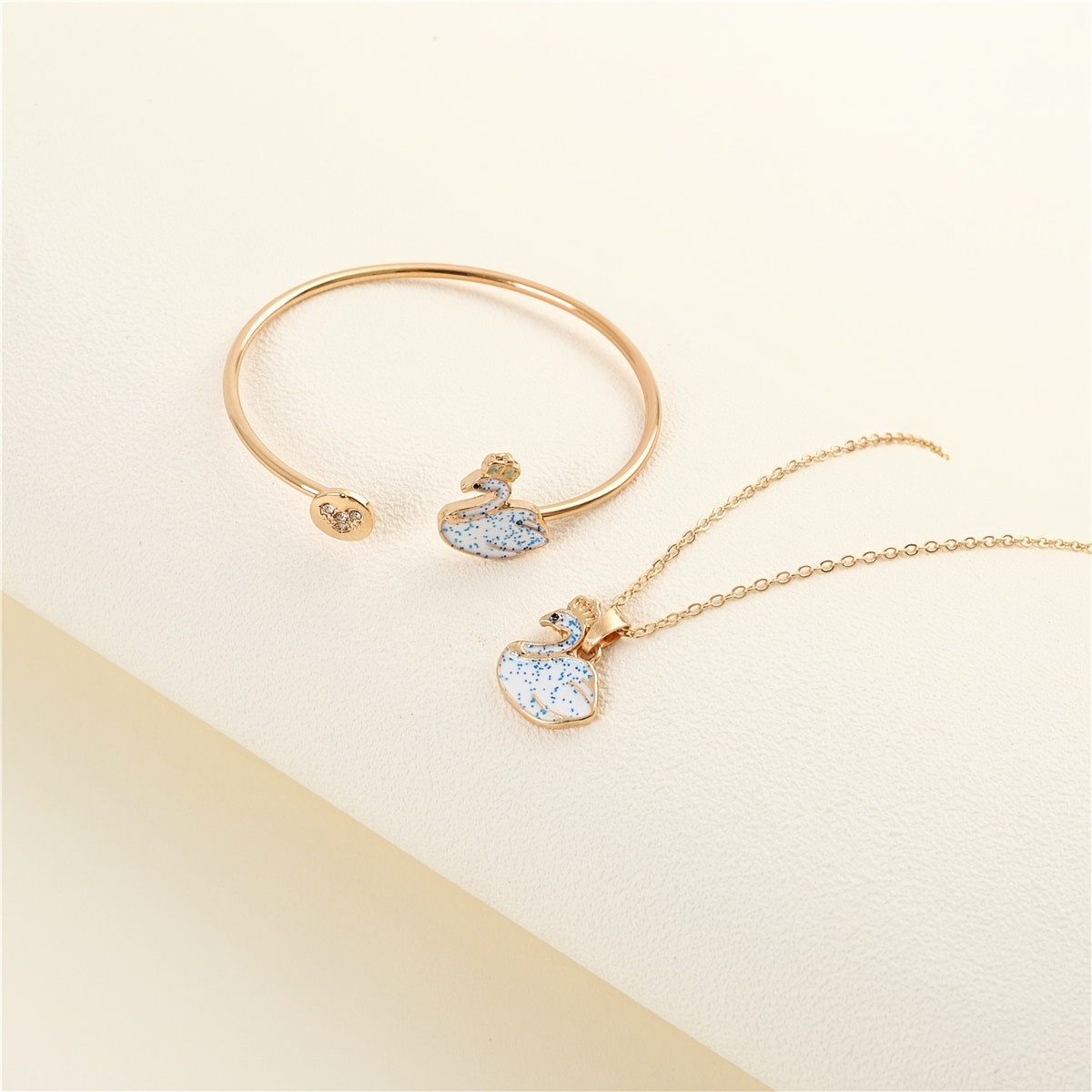 Girls Elegant Alloy Swan Pendant Necklace Bracelet Set Decorative Accessories Gifts