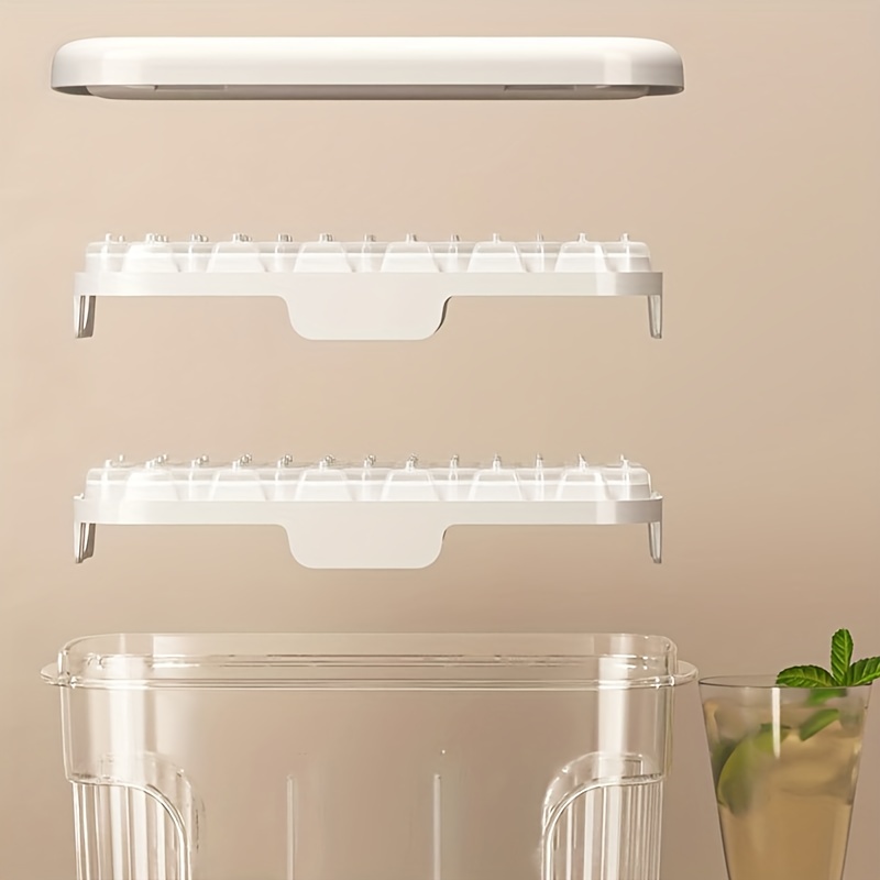 One-Button Ice Cube Maker Box with Lid & Bin