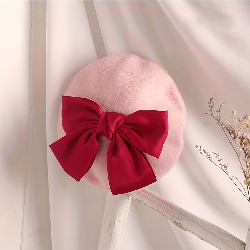 White Winter Ribbon Beret