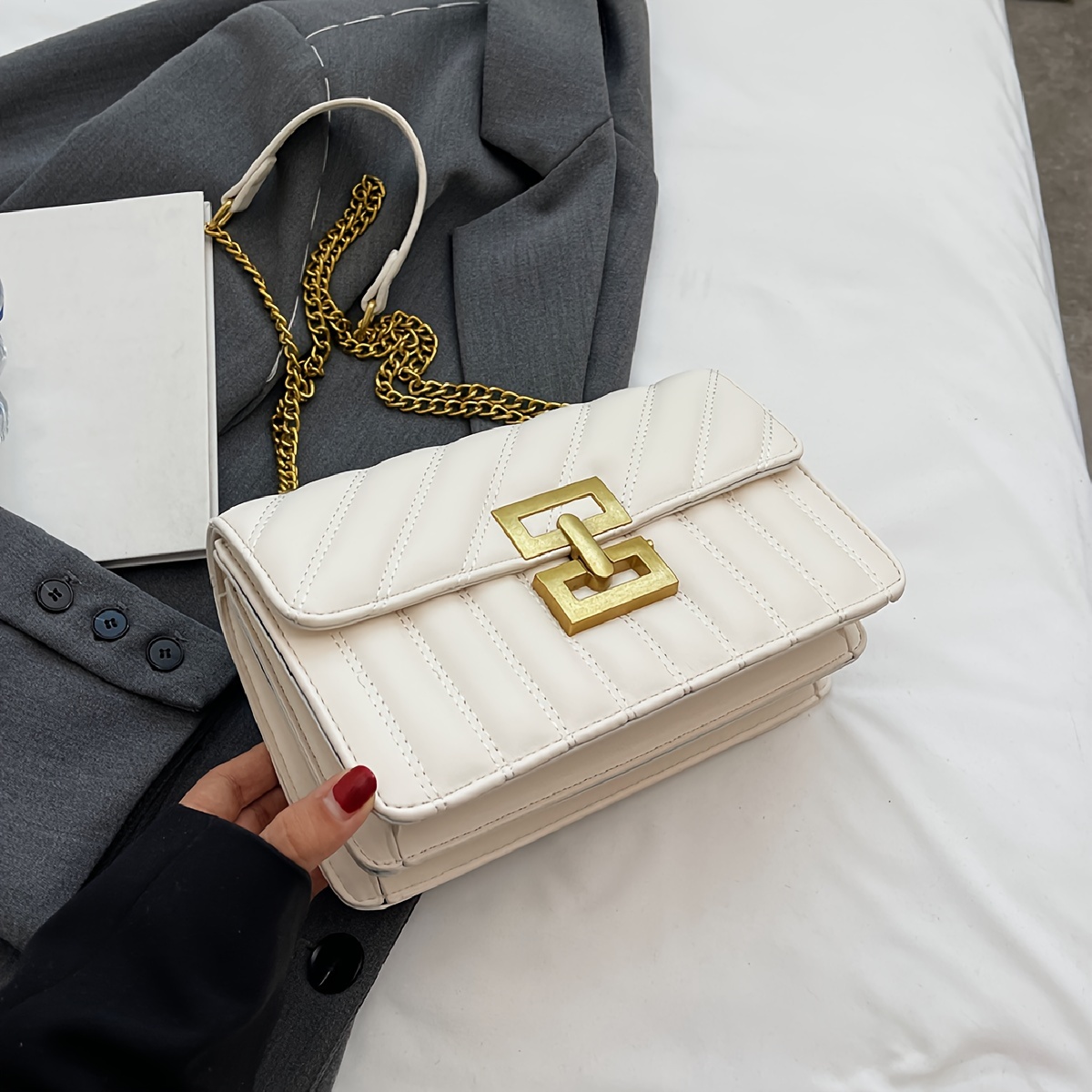 【2plan】Minimal leather square bag Minimalist Flap Square Bag, Snap Button Crossbody Bag, Small