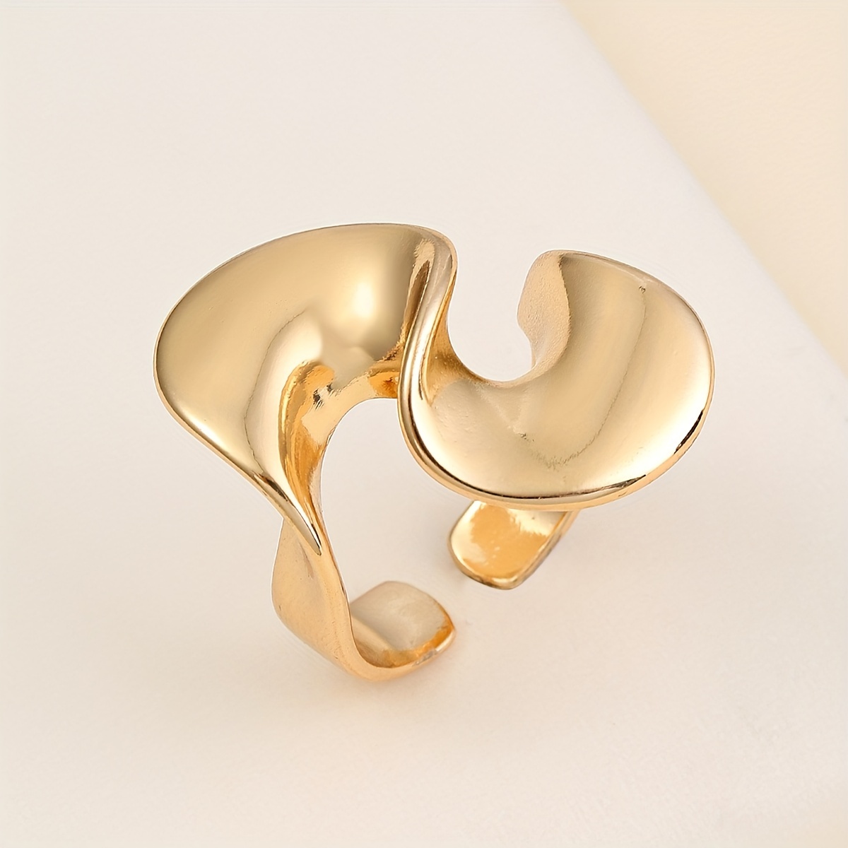 

A 2025 Exaggerated High Selling European And American/middle Eastern Latest Trend/geometric , "" , Popular Copper Open-end Ring/suitable For Women's Business/parties/performances/festivals/