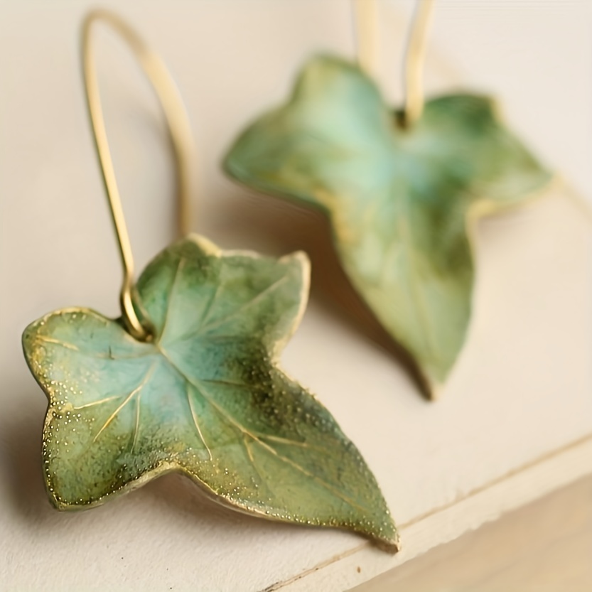 

Green Maple Leaf Design Dangle Earrings Retro Bohemian Style Zinc Alloy Jewelry Trendy Gift For Women Casual Dating Decor