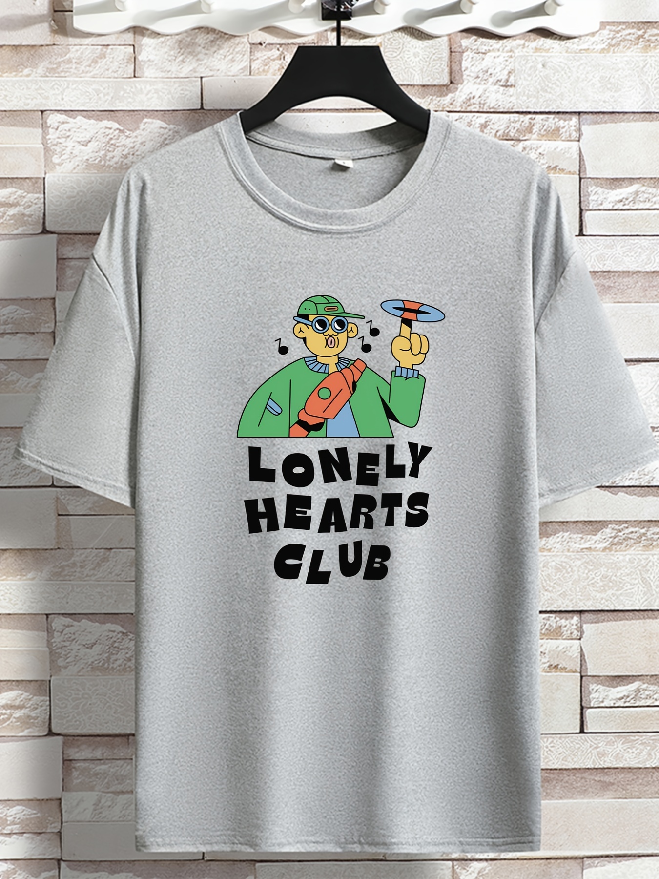 Men's Plus Size 'lonely Hearts Club' Print Stretch T shirt - Temu