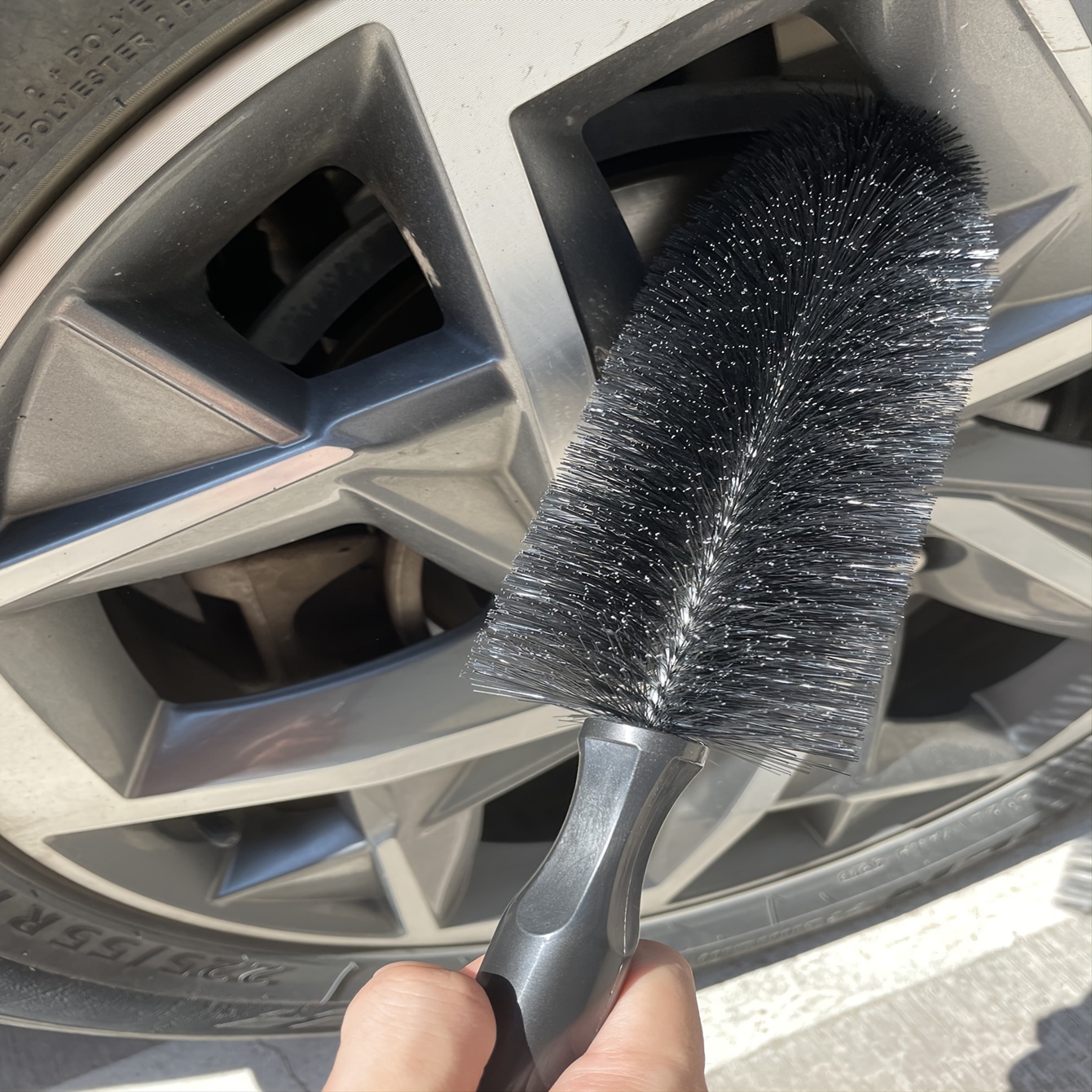Comprar Cepillo de limpieza de ruedas de coche, esponja de limpieza para  eliminación de polvo, lavado de neumáticos de coche, limpiador de cerdas  suaves de aleación, herramienta de limpieza de ruedas de