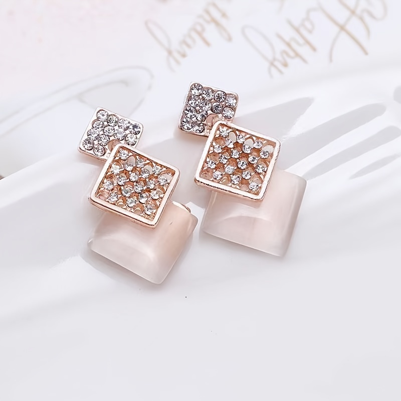 Geometric Cat Eye Stone Pendant & Earrings Set for Women