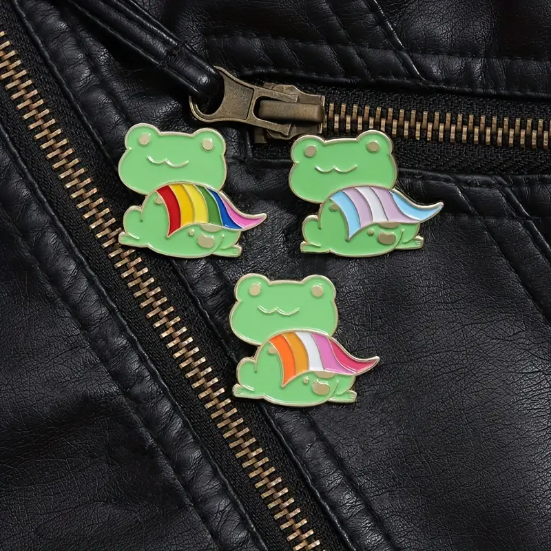 Bisexual Frog Pin | Bi Pride Frog Enamel Pin | LGBTQ+ Frog Pin | Pride  Jewelry Pride Accessories LGBT Pins