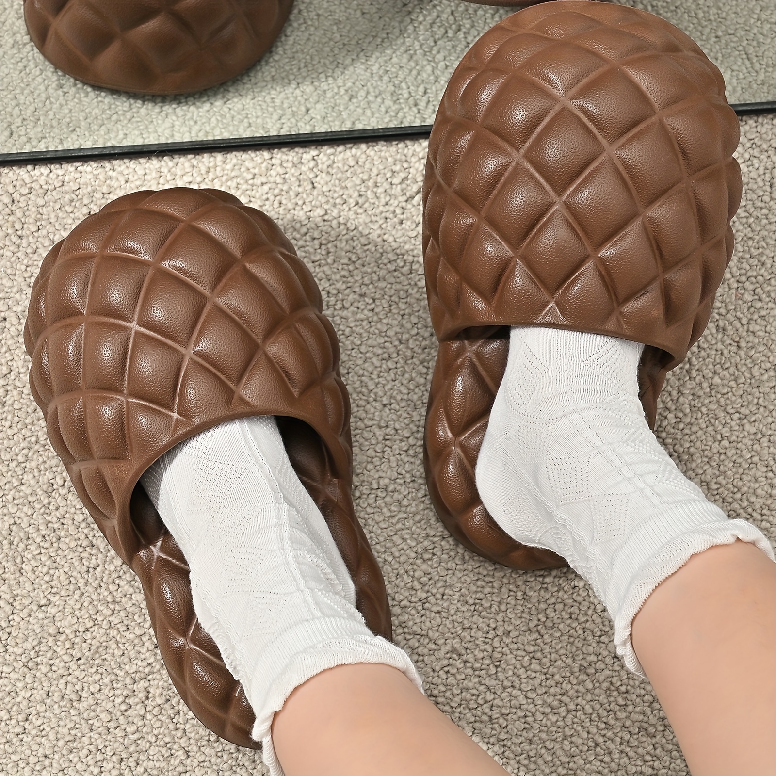 Women's Pineapple Shaped Novelty Slippers, Closed Round Toe Funny
