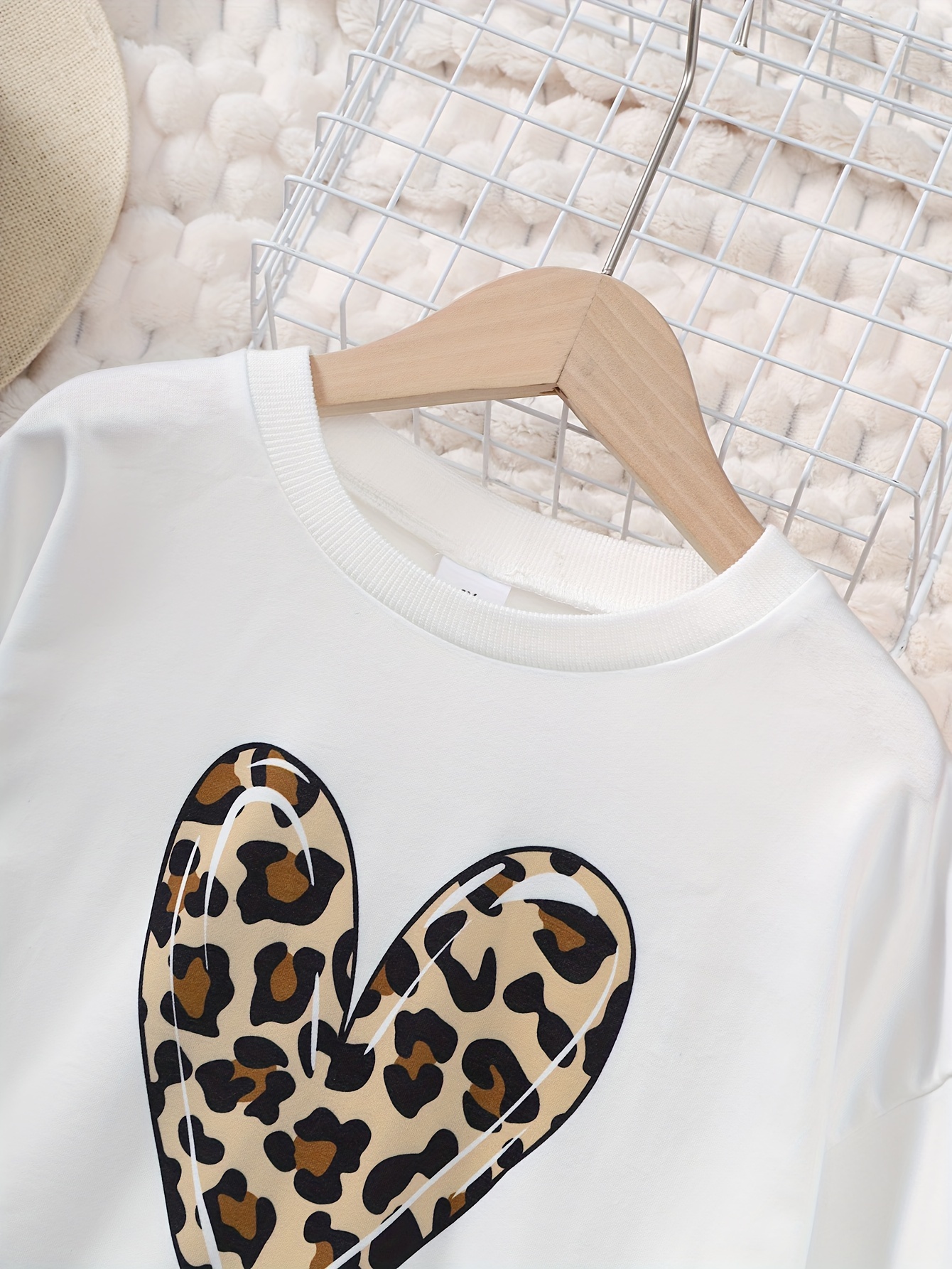 Girl's Leopard Pattern Outfit Sweatshirt Leggings Set Lovely - Temu