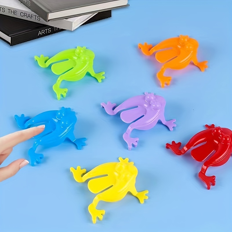 jojofuny Press Frog Toy 24pcs Jumping Frog Toy Finger Pressing Funny  Bouncing Frog Toys Kids Novelty Frogs Jumping Frog with Bucket for Kids  Easter Birthdays Party Favors Random Color, Miniatures 