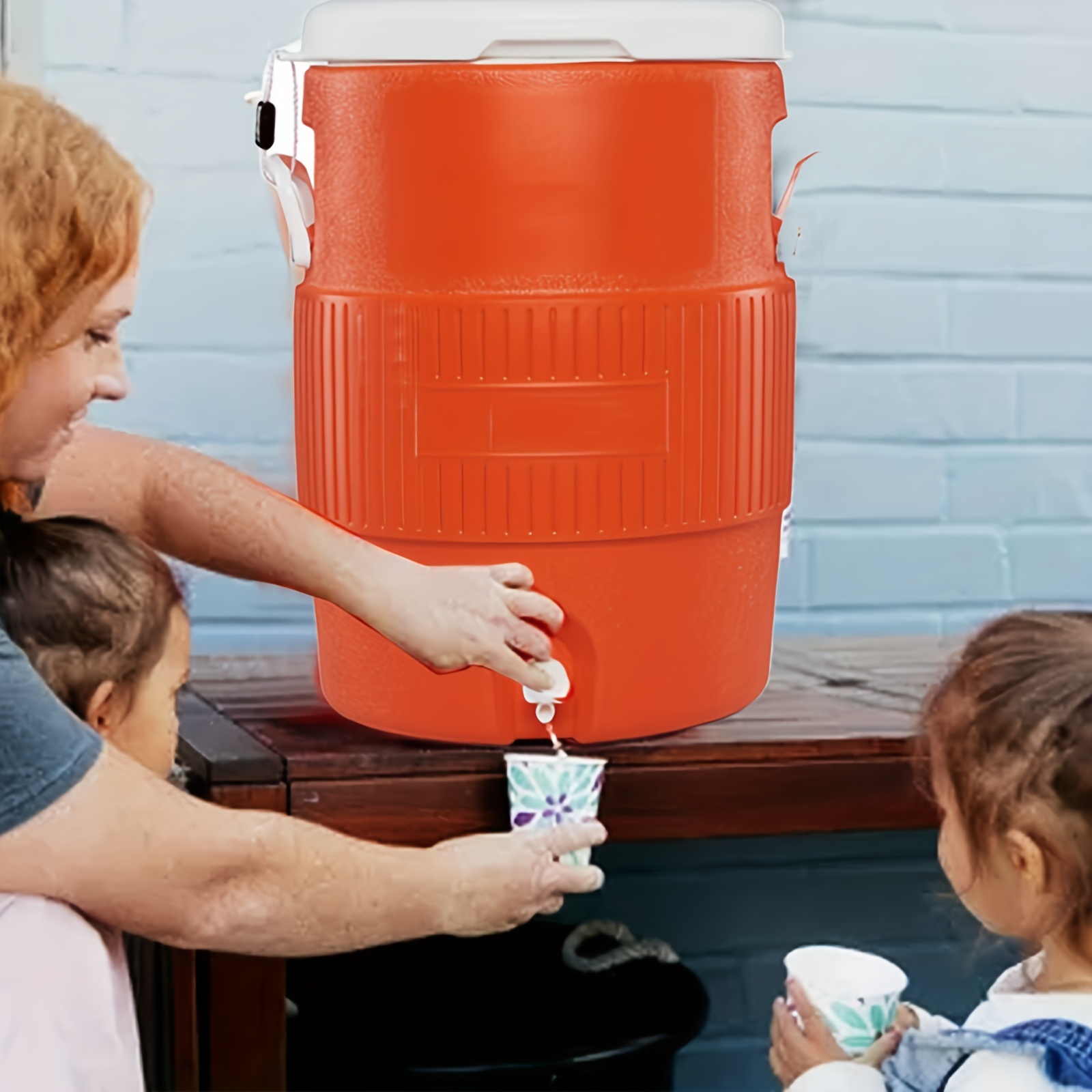 Rubbermaid - 10 Gal Water Cooler