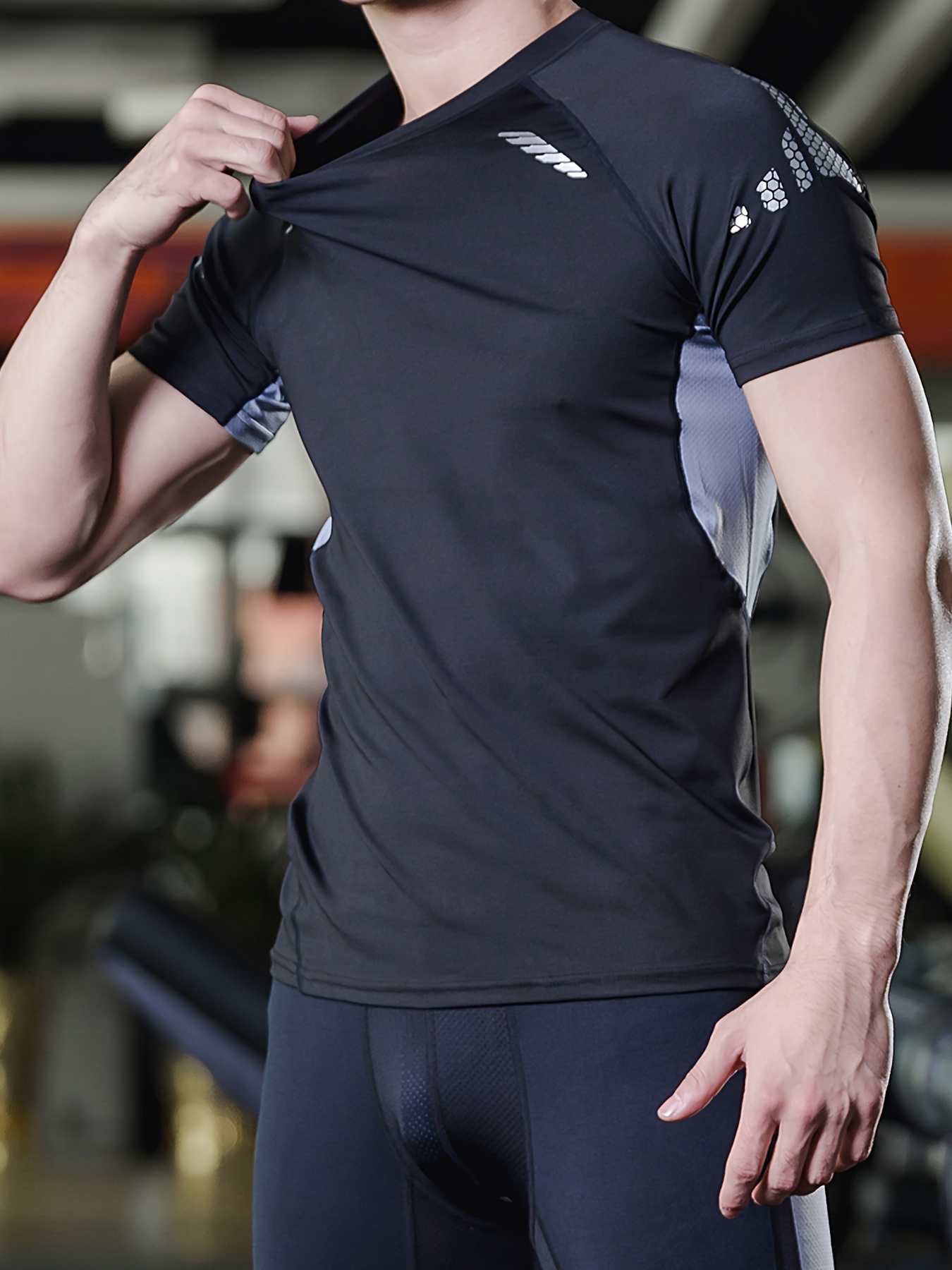 Men's Short Sleeve Compression Shirt Moisture Wicking Baselayer