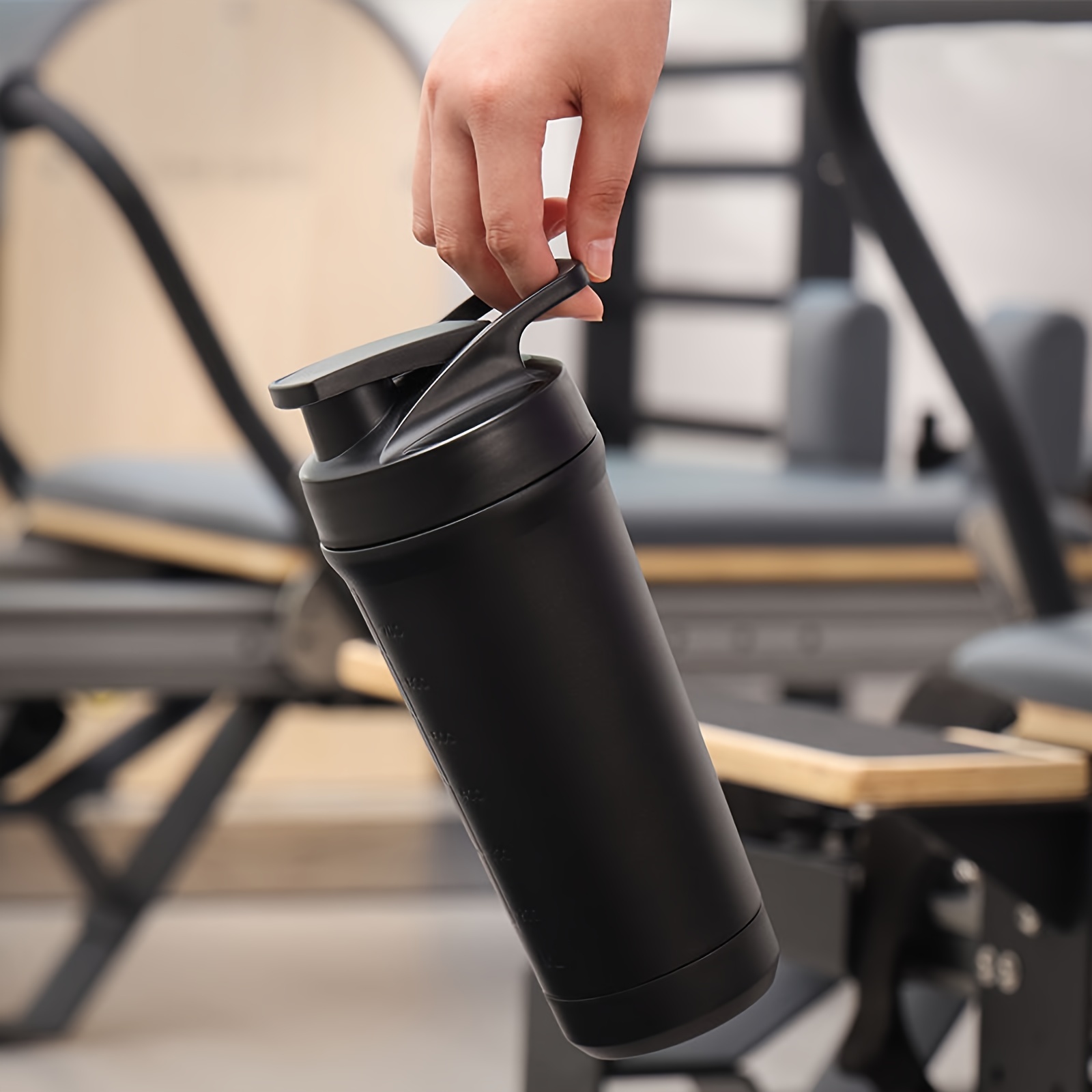 Sport Insulated Shaker Bottle