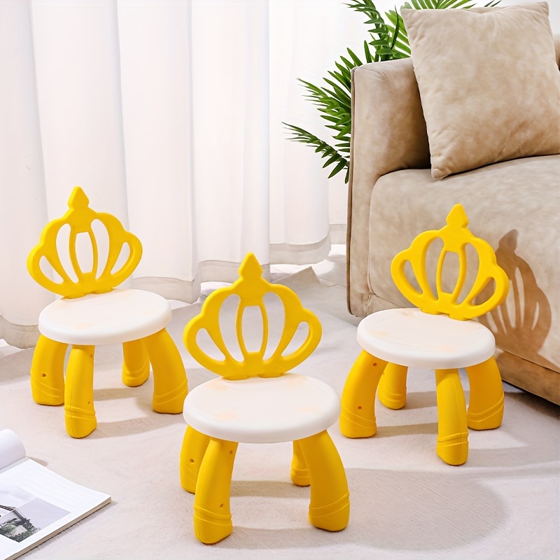 

1pc Yellow Bathroom Stool, Non-slip Bath Chair, Portable Small Stool, Christmas Halloween Thanksgiving Day Easter New Year Gift