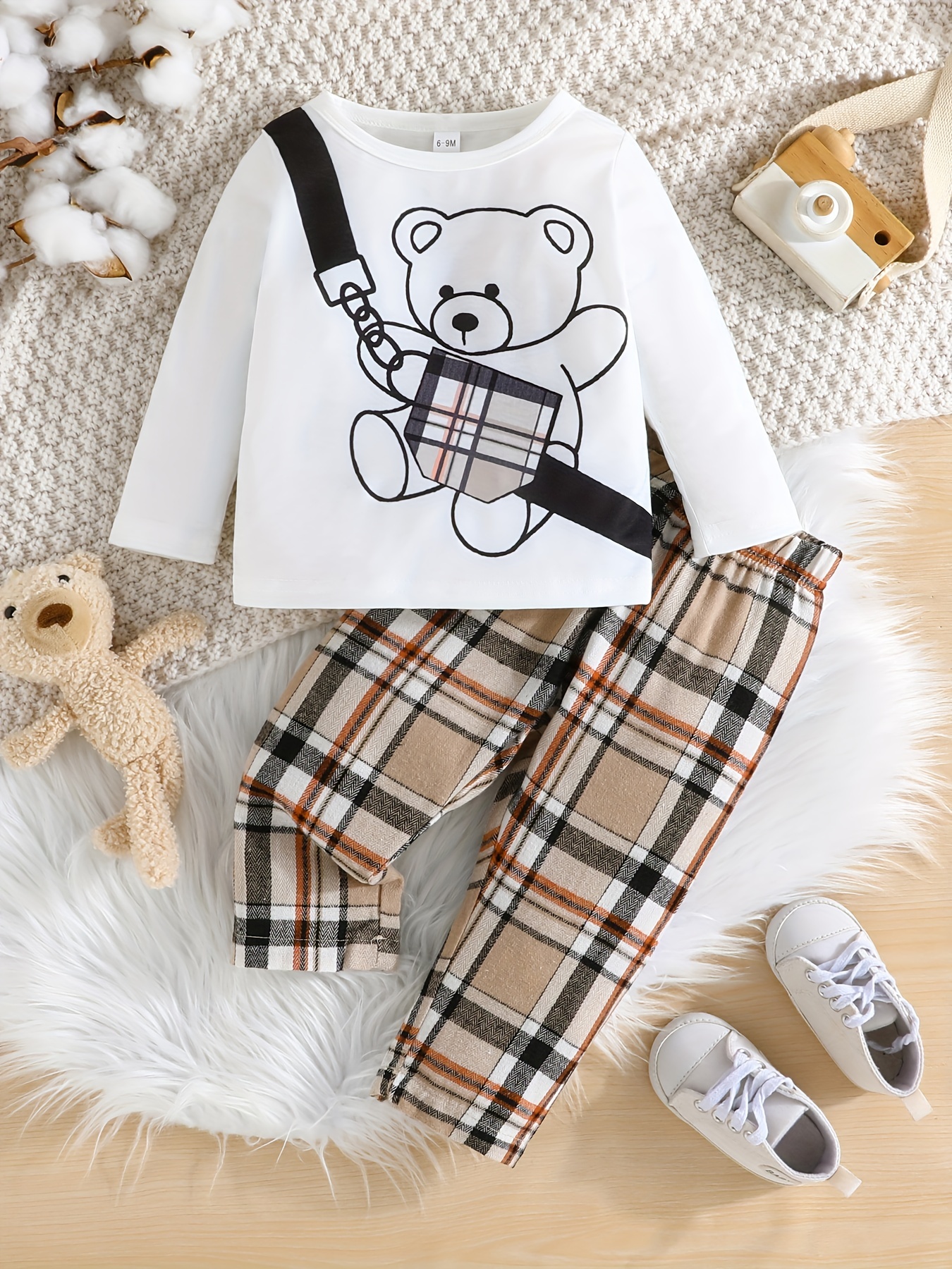 Baby Boys Popular Bear Graphic Trendy Outfit Long Sleeve Top Trousers Set For Spring And Autumn