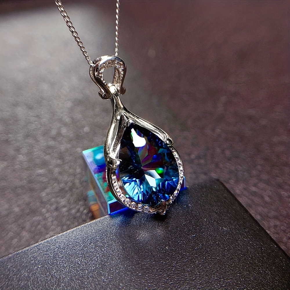 Womens sapphire outlet necklace