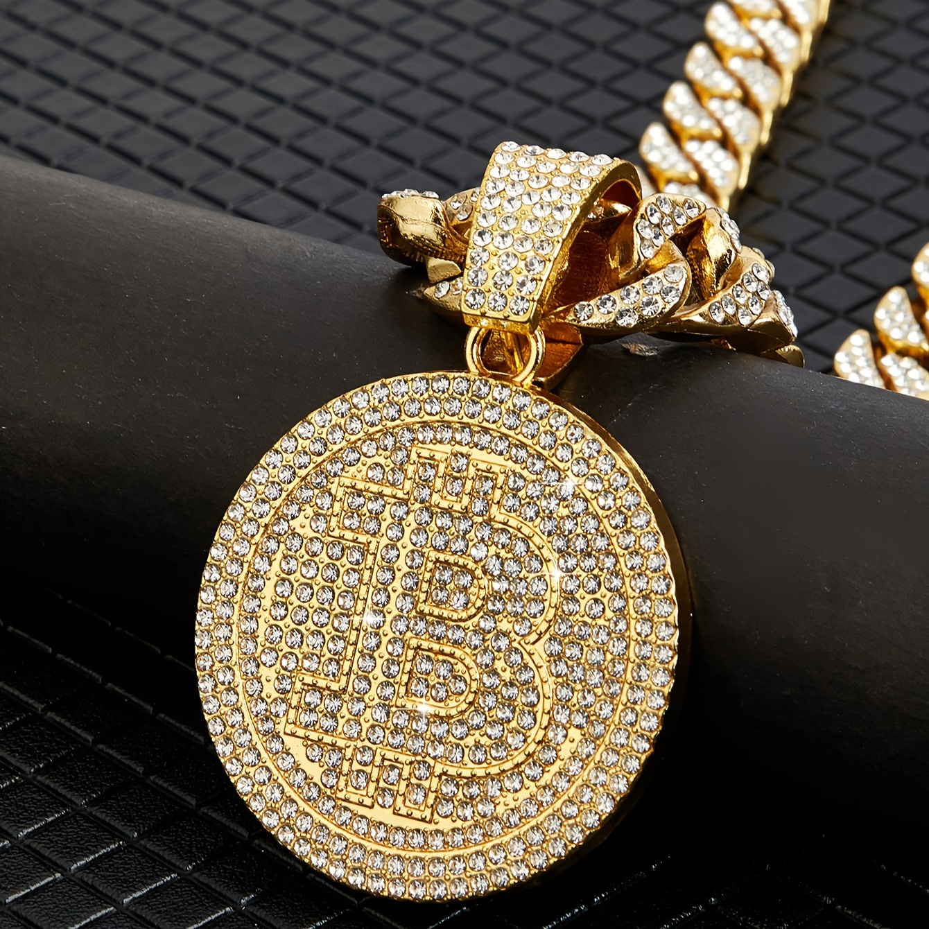 1pc Punk Round Rhinestone Pendant with Letter B Pattern Necklace, Men's Fashion Cuban Chain Jewelry, Jewels Gift,Temu