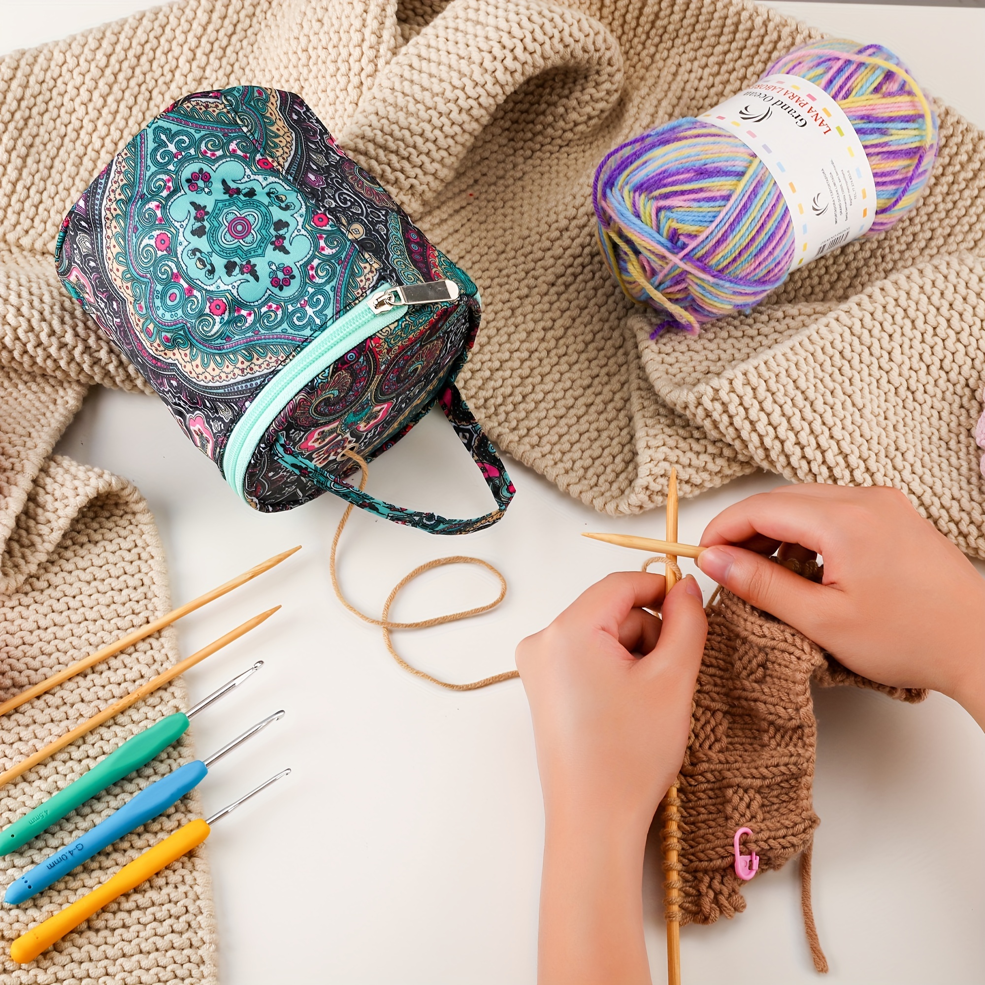 1pc Round Knitted Storage Bag, Knitted Crochet Yarn Bag, Crochet Thread  Organizer Bag, For Holding Yarn Ball, Crochet Storage Kit, Dustproof Zipper  Bag, Gift For Mom, Gift For Wife