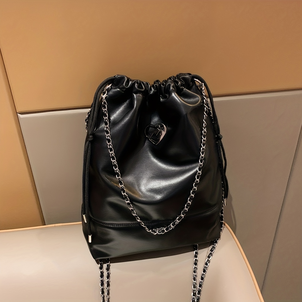 Trendy Large Capacity Bucket Bag, Stylish Y2k Drawstring Bag, Women's  Fashion Handbag & Shoulder Purse - Temu