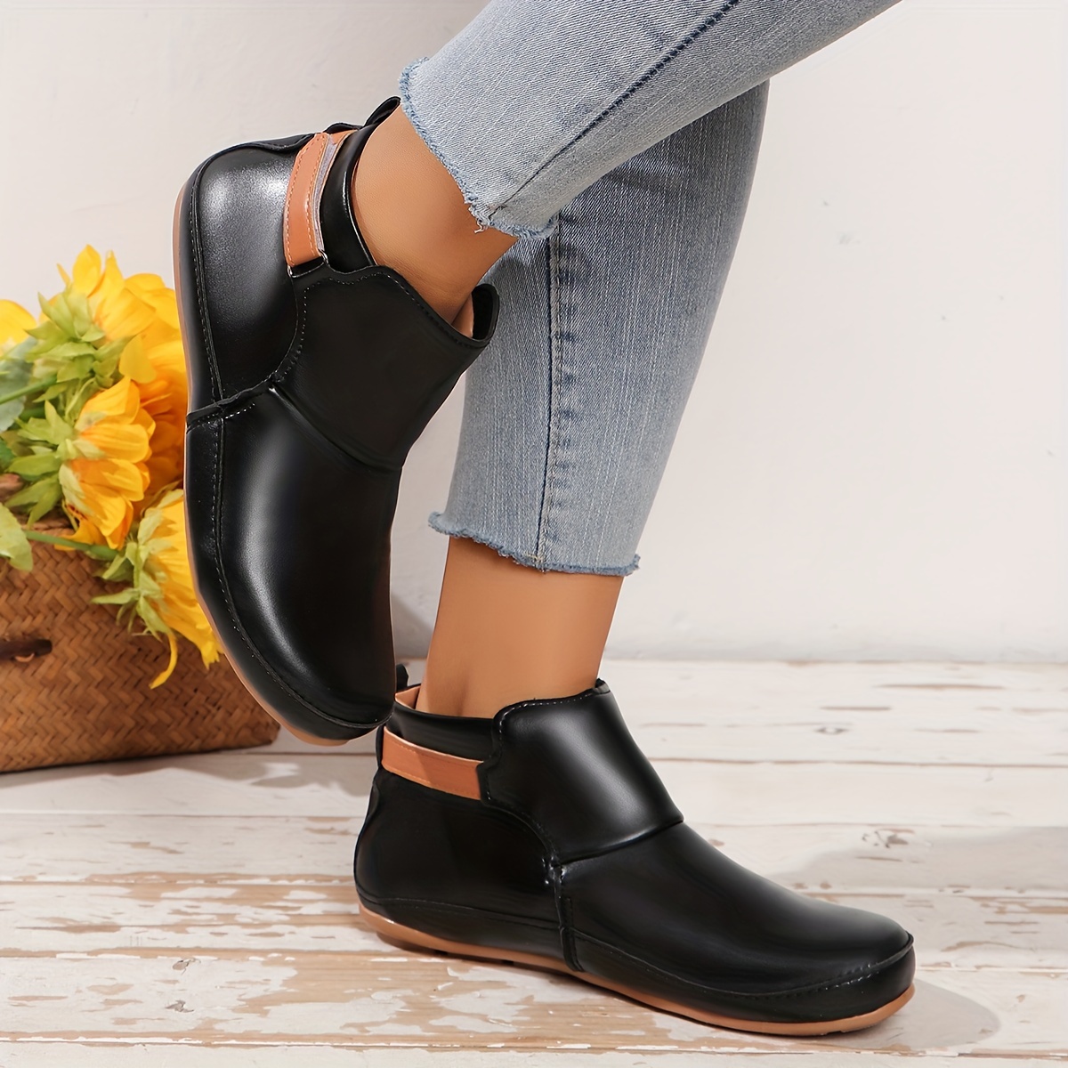 chinese dress ladies Comfortable Stitching Lace-up Flat Boots — Obiono main image 0
