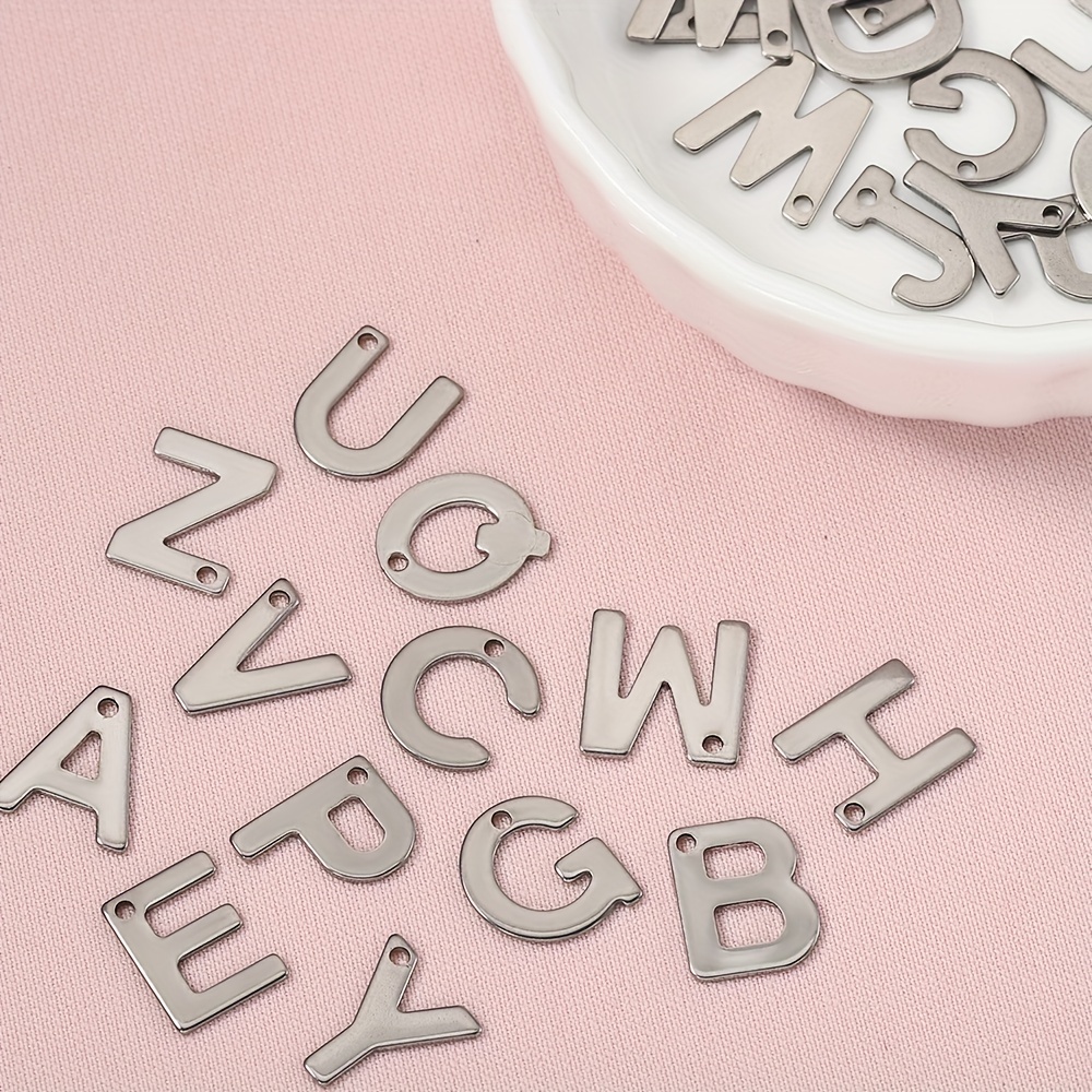 UNICRAFTALE 26 Breloques Lettres Alphabet A-Z En Acier Inoxydable - Pendentifs Ronds Plats Pour Bijoux Personnalisés