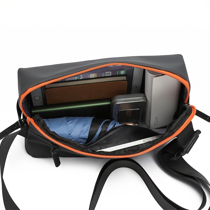 Men's Chest Bag Water resistant Lightweight Crossbody Bag