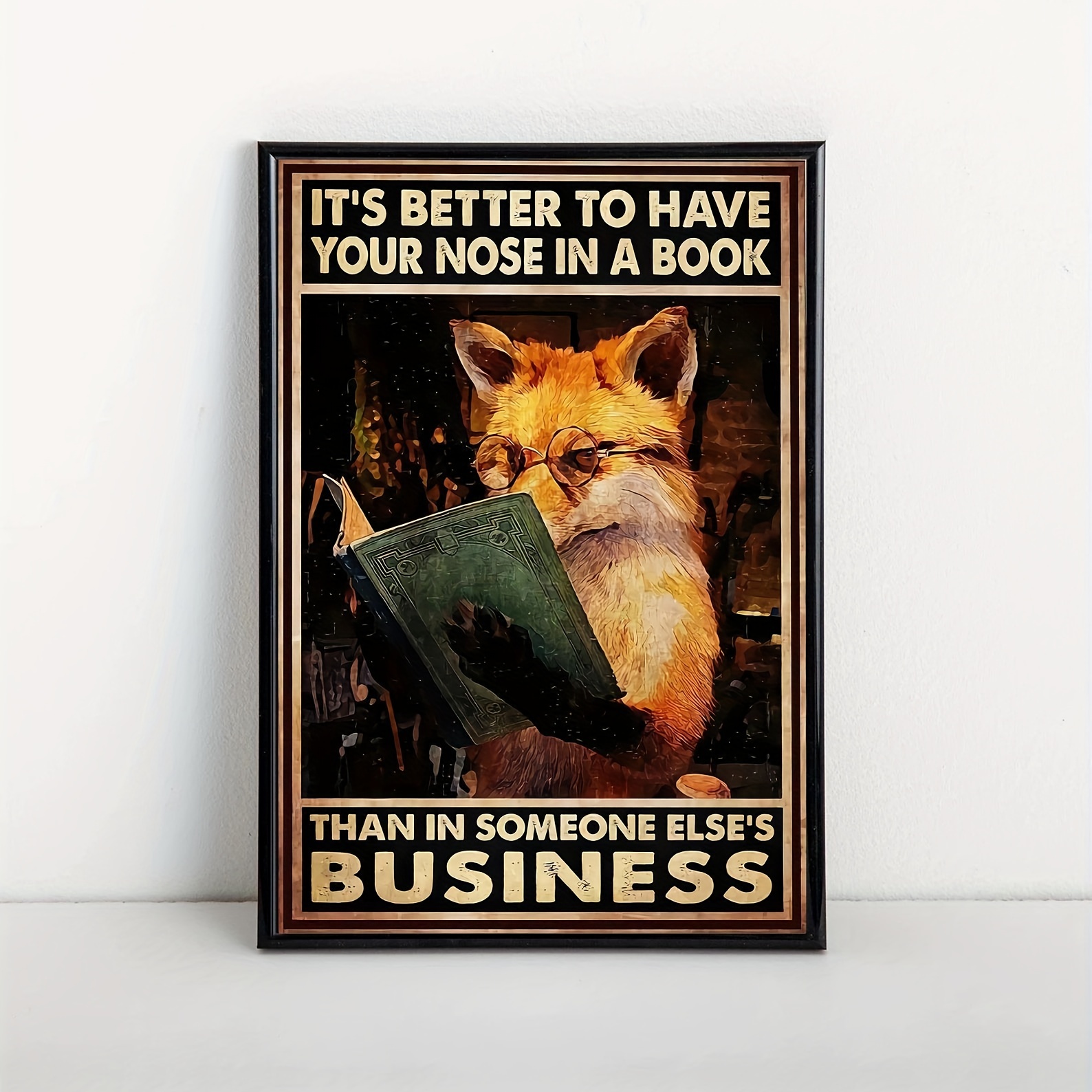 Fox sales room decor