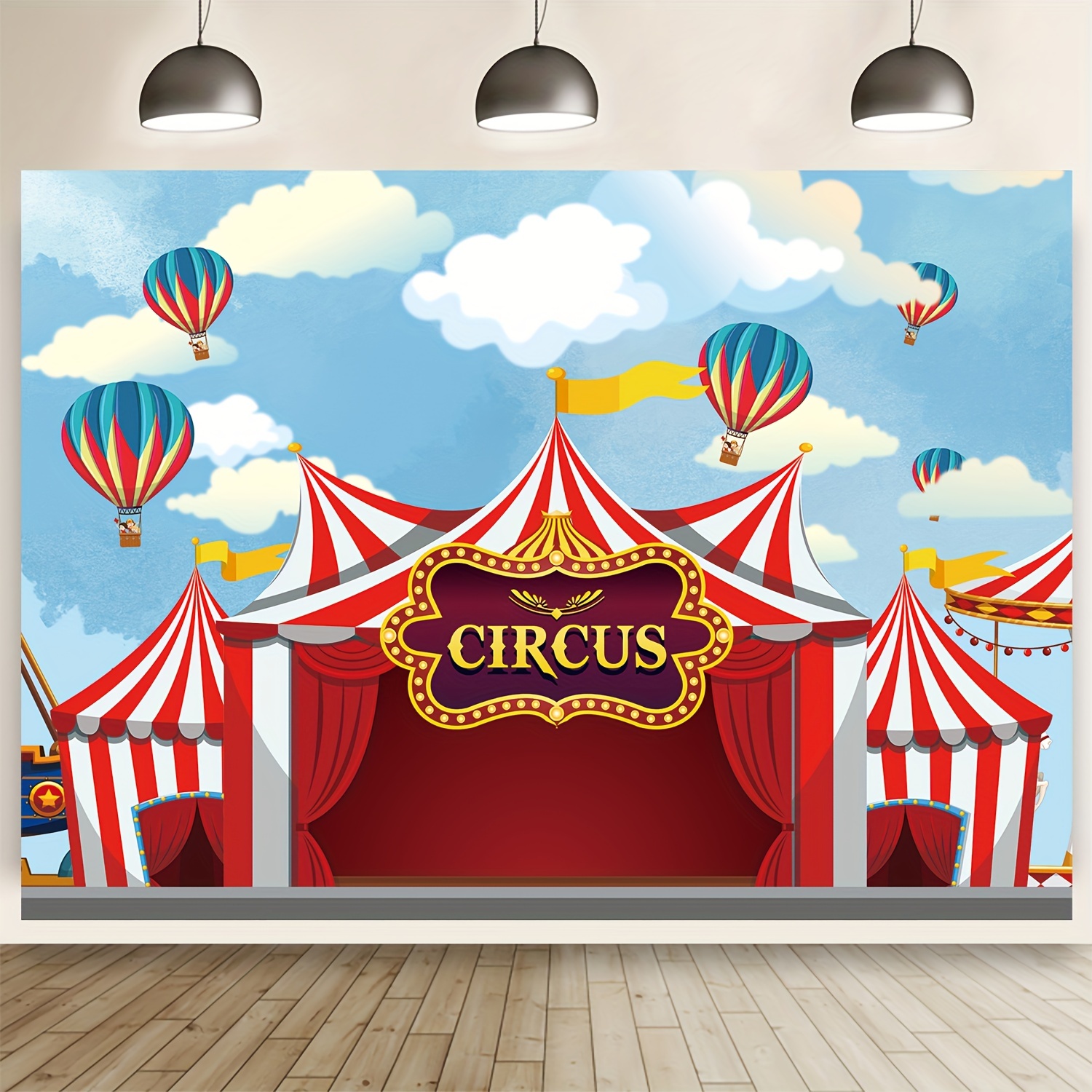 Torta Di Compleanno Decorata Con Tenda Da Circo Dolci Colorati E Palloncini  - Fotografie stock e altre immagini di Circo - iStock