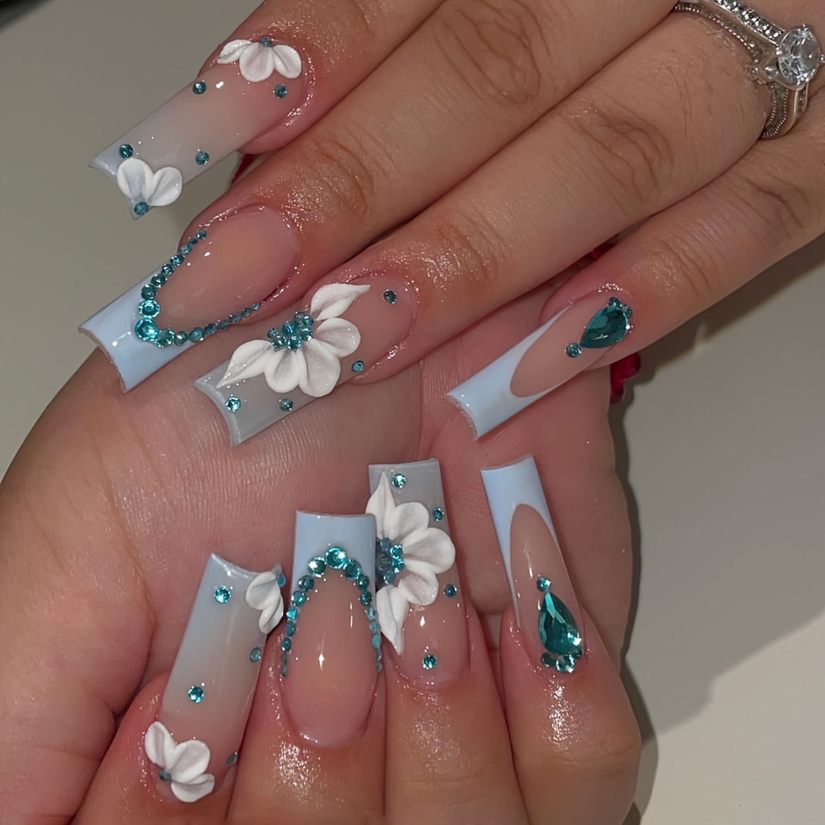 Glossy French Style Fake Nails With Flower Heart And 3d - Temu