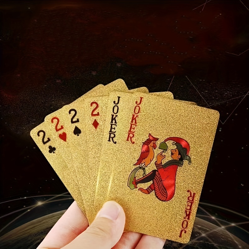 wdede Cartes à Jouer en Plastique 2PCS Etanche Poker Plastique Jeu de Carte  Magie pour la Fête et Le Jeu, d'or,Argent : : Jeux et Jouets