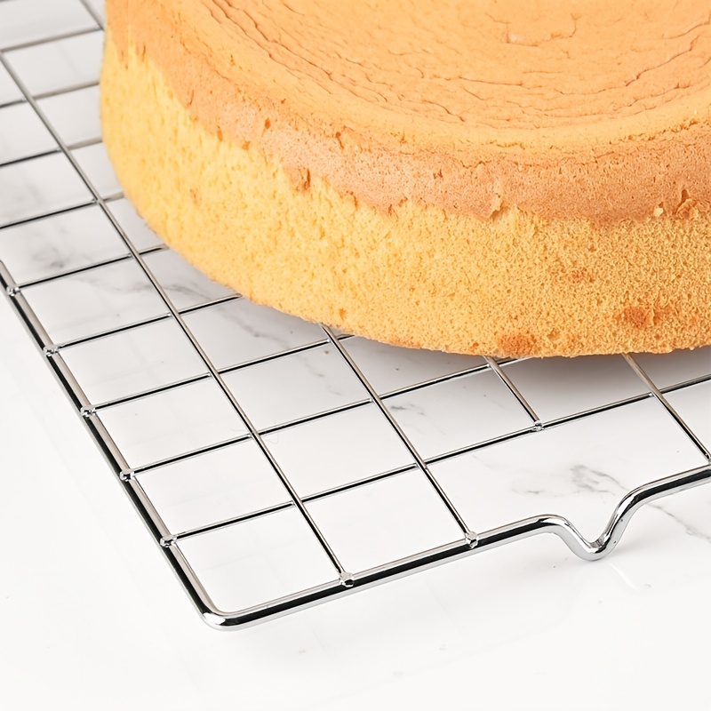 Cake on best sale cooling rack