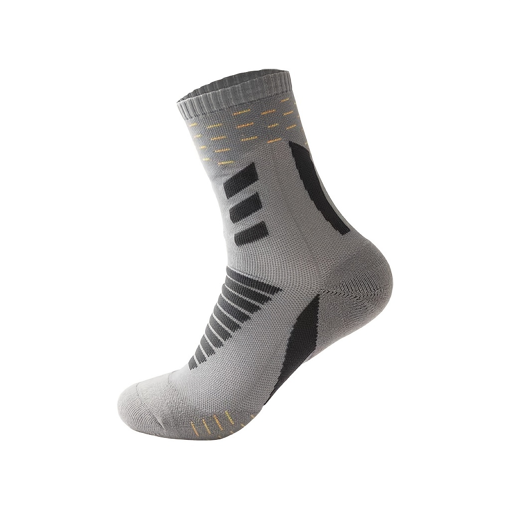 Men's Moisture Wicking Hiking Socks with Cushioning