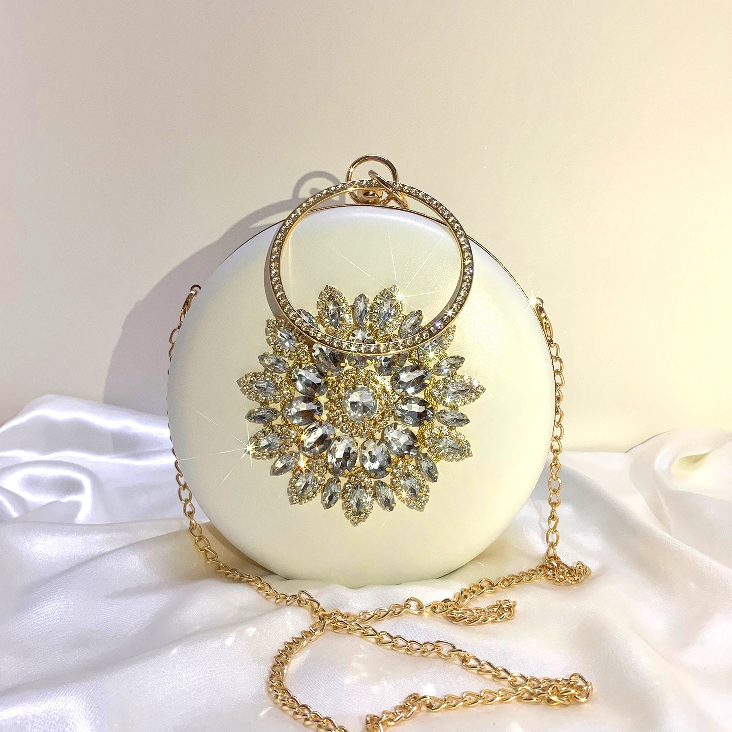 Elegant Rhinestone Round Handbag Luxury Evening Dress Purse Shiny Clutches For Wedding Party Prom Banquet Perfect for Carnival Mardi Gras Music Festival