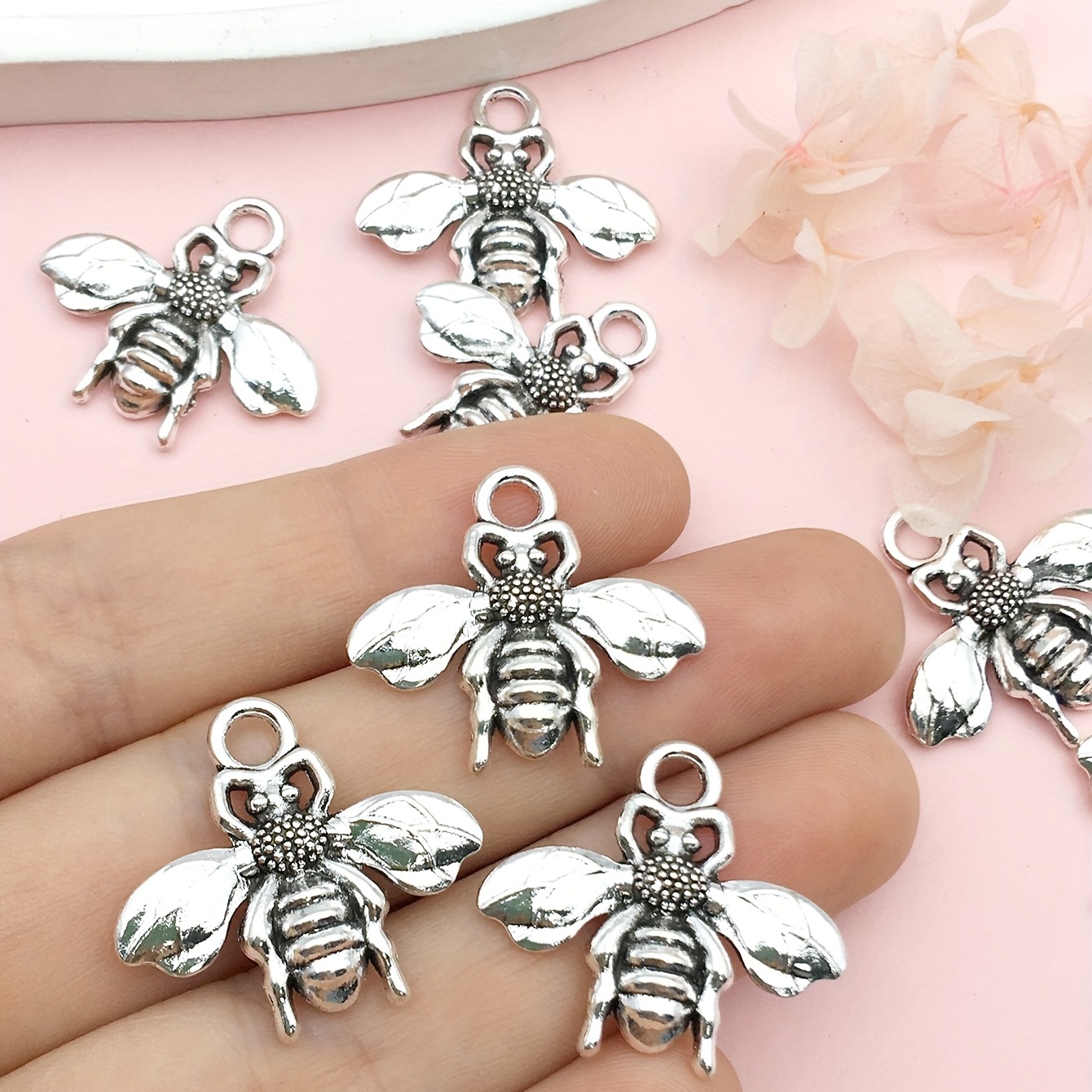 WYSIWYG 20pcs 21x20mm Bee Charms For DIY Jewelry Making Antique Silver  Color Zinc Alloy Charms Pendant Jewelry Findings
