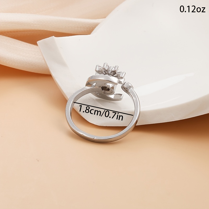 Rotating Daisy Moon Crystal Spinning Ring, Adjustable Anxiety Ring