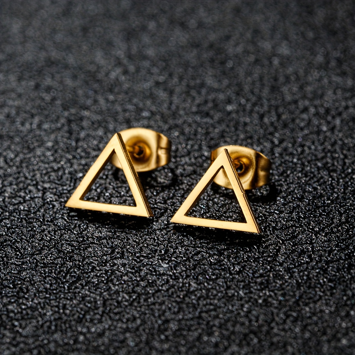 1 Pair 316 Steel Men's Retro Fashion Trend Ear Studs Graduation Season Gift Accessory Mini Triangular Minimalist Women's Earrings Exquisite Wedding Travel Party Additions Valentine's Day