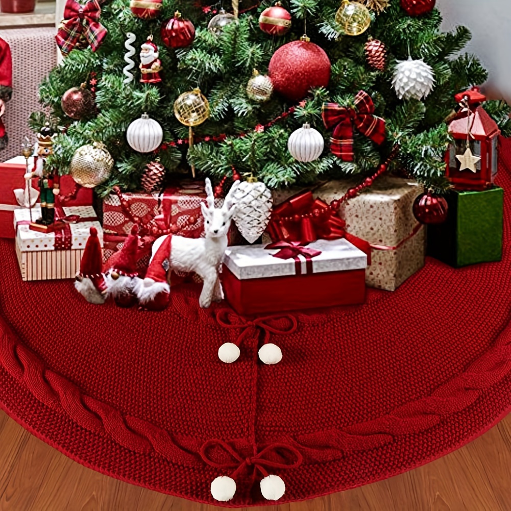 Burgundy hotsell tree skirt