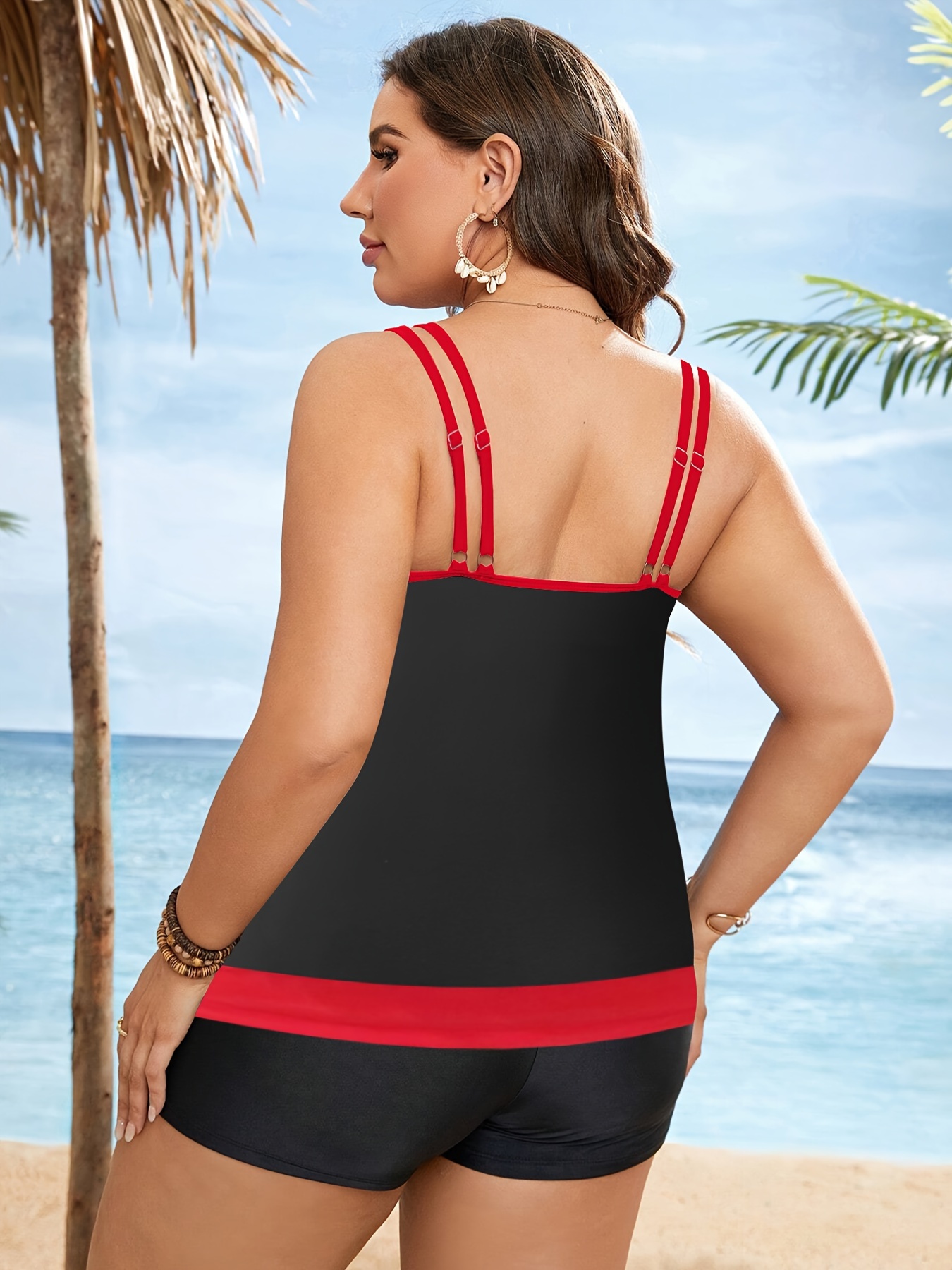 Contrast Trim Tankini Top With Bikini Shorts