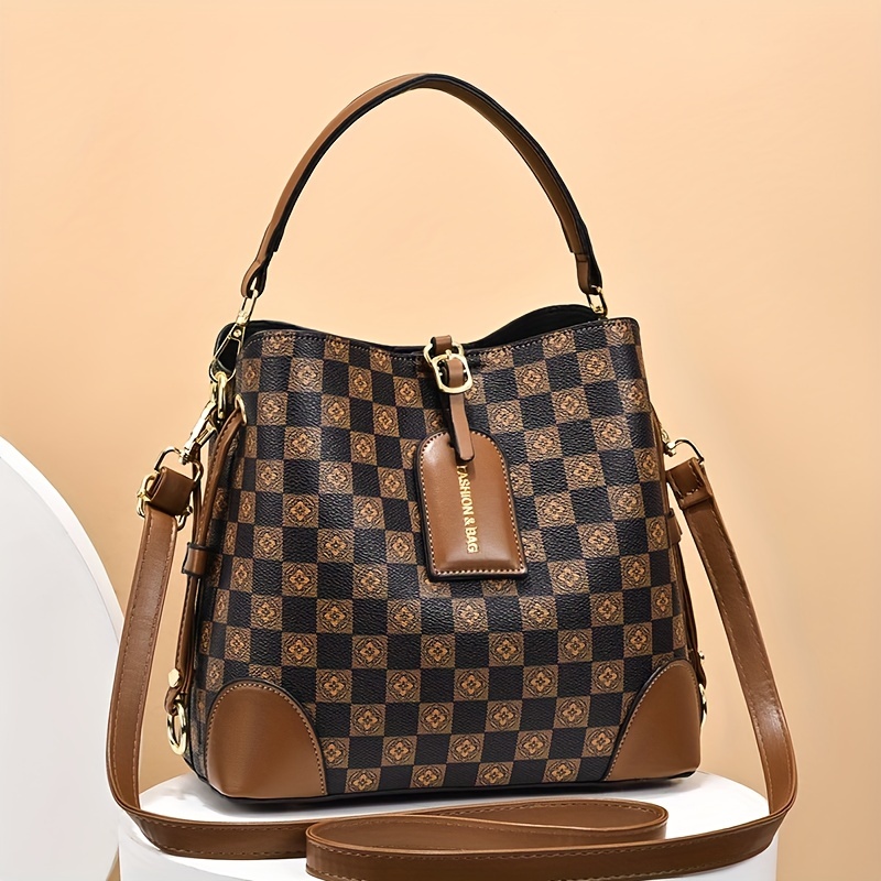 Louis Vuitton Bucket Bag Small