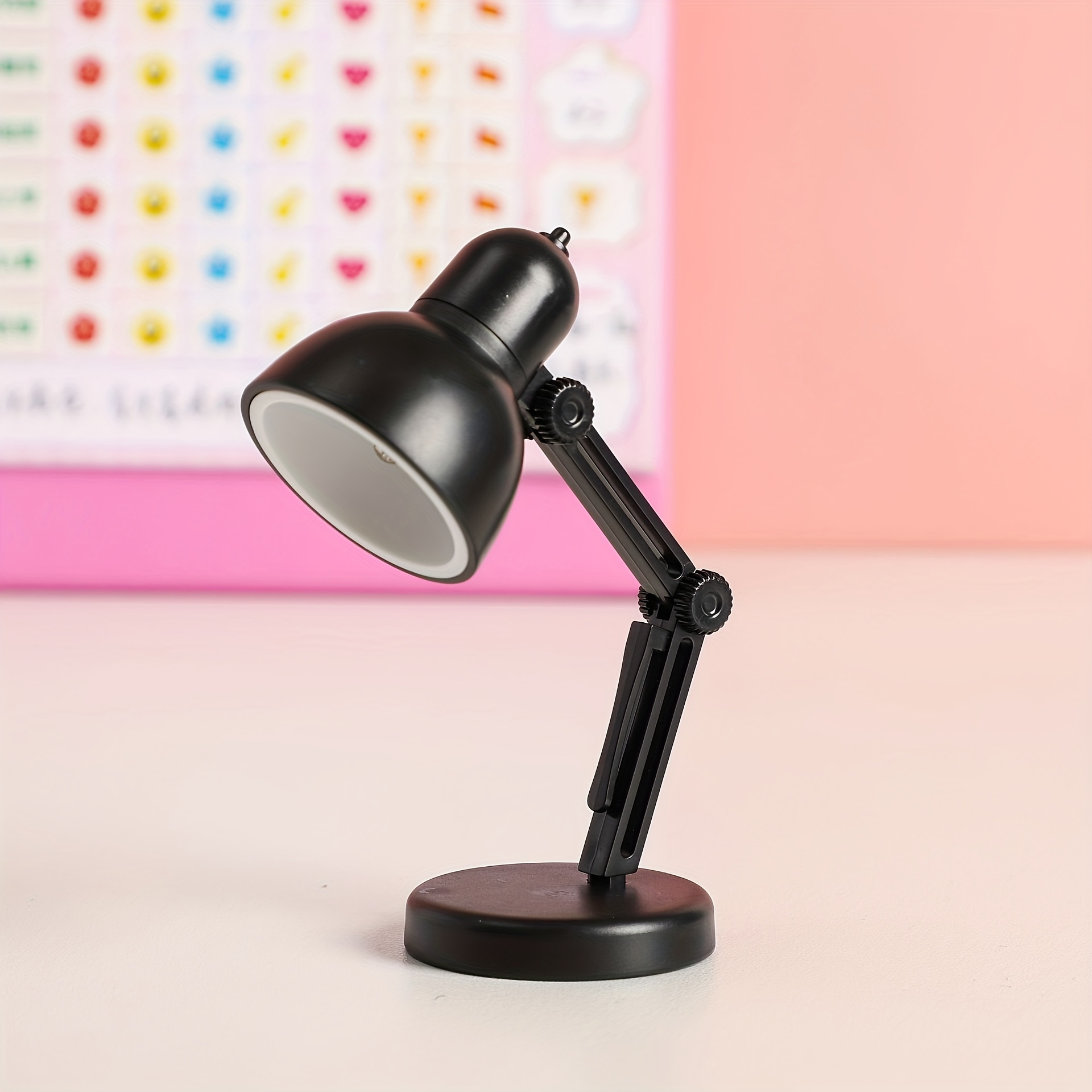 Small table deals lamp for reading